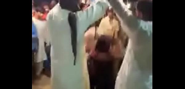  Nagna  mujra dance